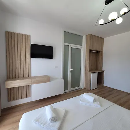 酒店 Center Gjordeni *