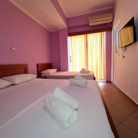 Hotell Center Gjordeni *