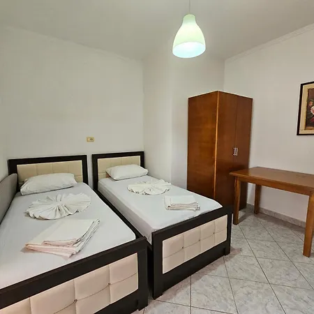 Hotel Center Gjordeni