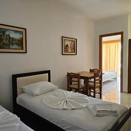 Hotel Center Gjordeni Ksamil