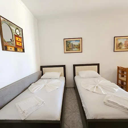 Hotel Center Gjordeni