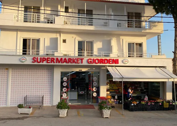 Center Gjordeni Hotel *